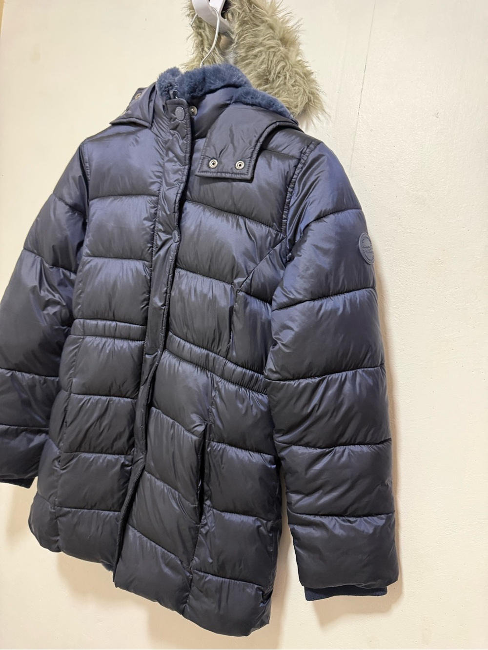 Abercrombie kids Winter Coat with Faux Fur Trim Hood Girl’s Sz 11/12 - Picture 3 of 16
